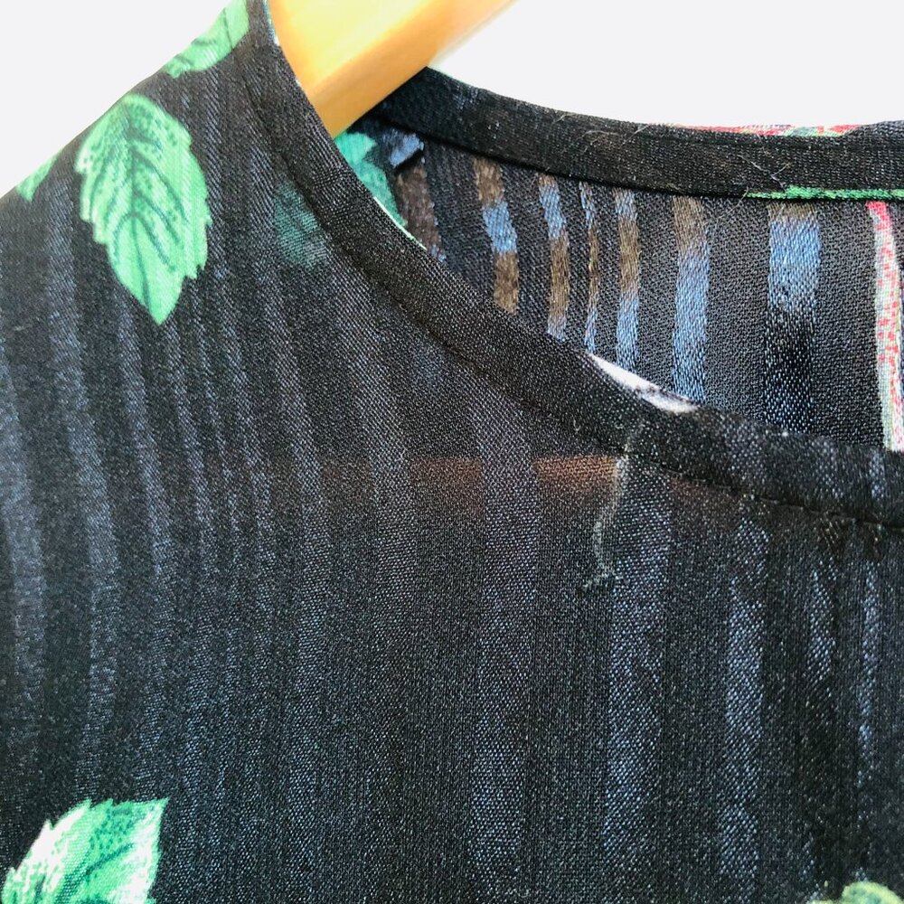 Pretty Floral Sheer Top by Dex the Suit Shop NYC - Picture 4 of 14